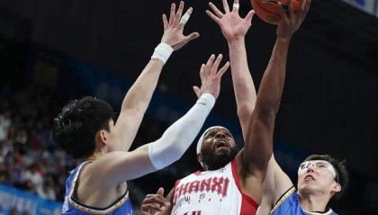 开云app官网下载问题-CBA｜周琦再度伤到眼睛 17日去医院检查